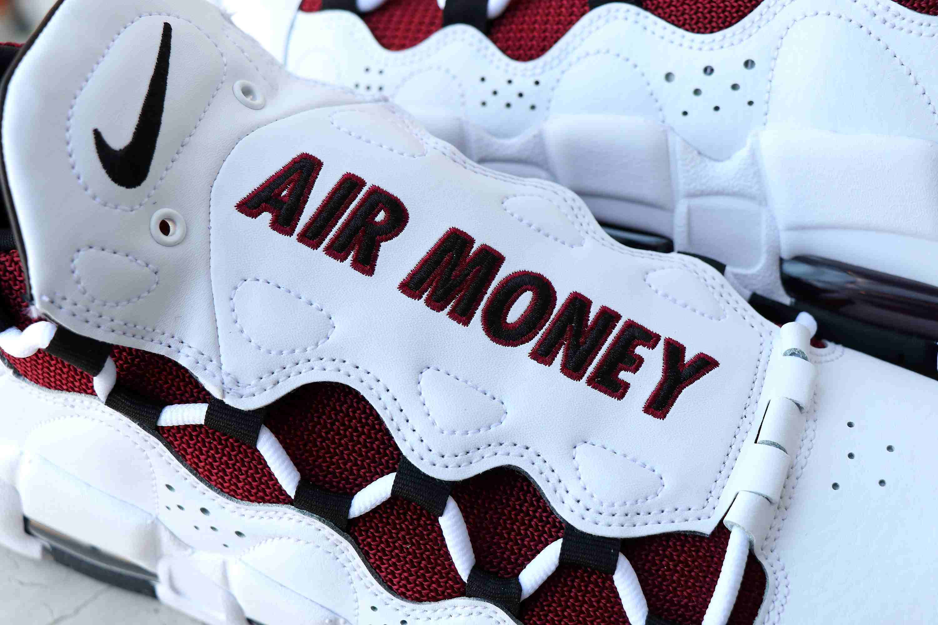 Nike air money blanche et rouge best sale